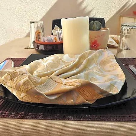 Bed & Breakfast Adriana 4*